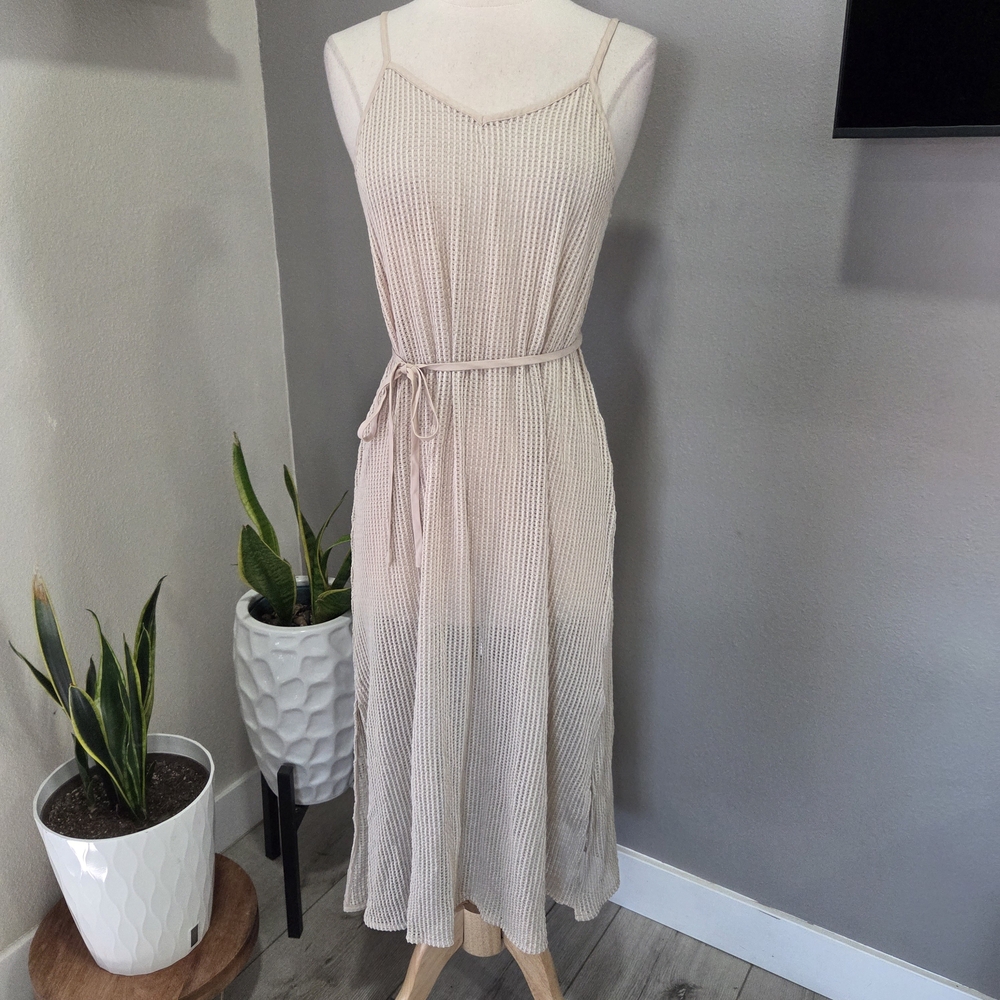 Chic Cream Midi Dress with Belt
